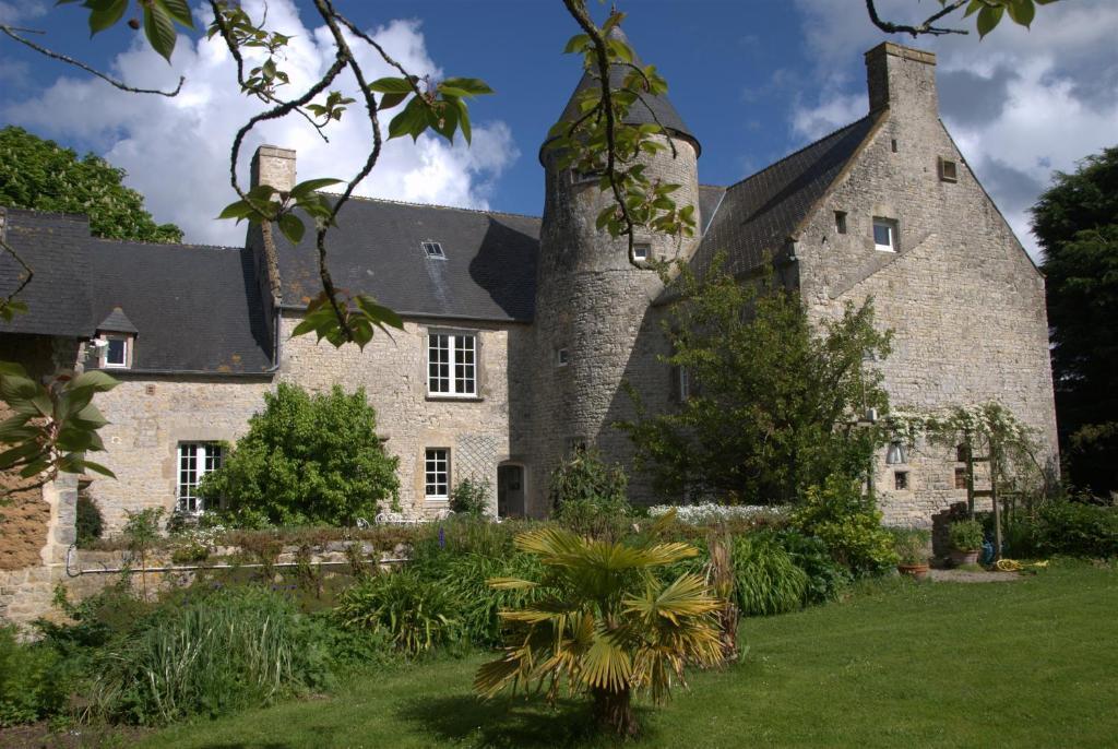 Le Manoir De Juganville Saint-Martin-de-Varreville Exterior photo